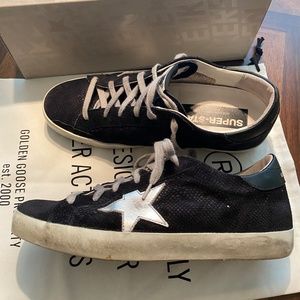 Golden Goose (Size 39) Super-Star dark grey (black) with silver star